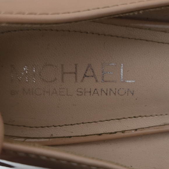 Michael Shannon Nude Pink Heels - Picture 2 of 12